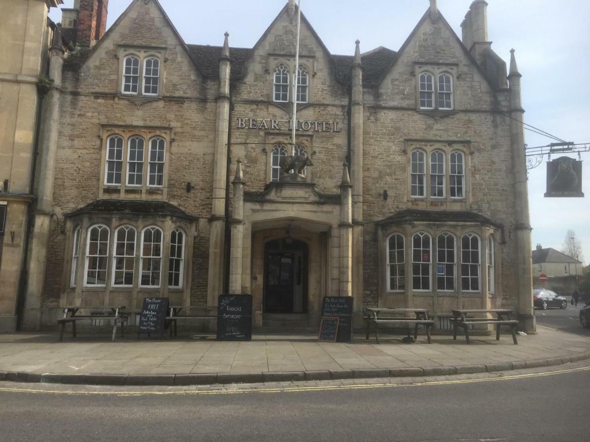 The Bear Hotel Chippenham  Buitenkant foto